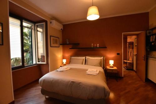 Tourist Nest — 4-Star Luxury Hotel in Naples, Italy