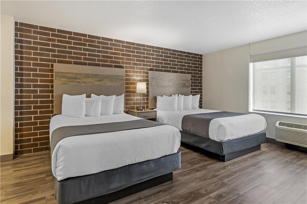 Best Western Plus Waterloo & Cedar Falls - photo 6