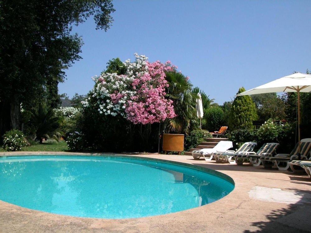 L'Amandari — 4-Star Luxury Hotel in Grimaud, France