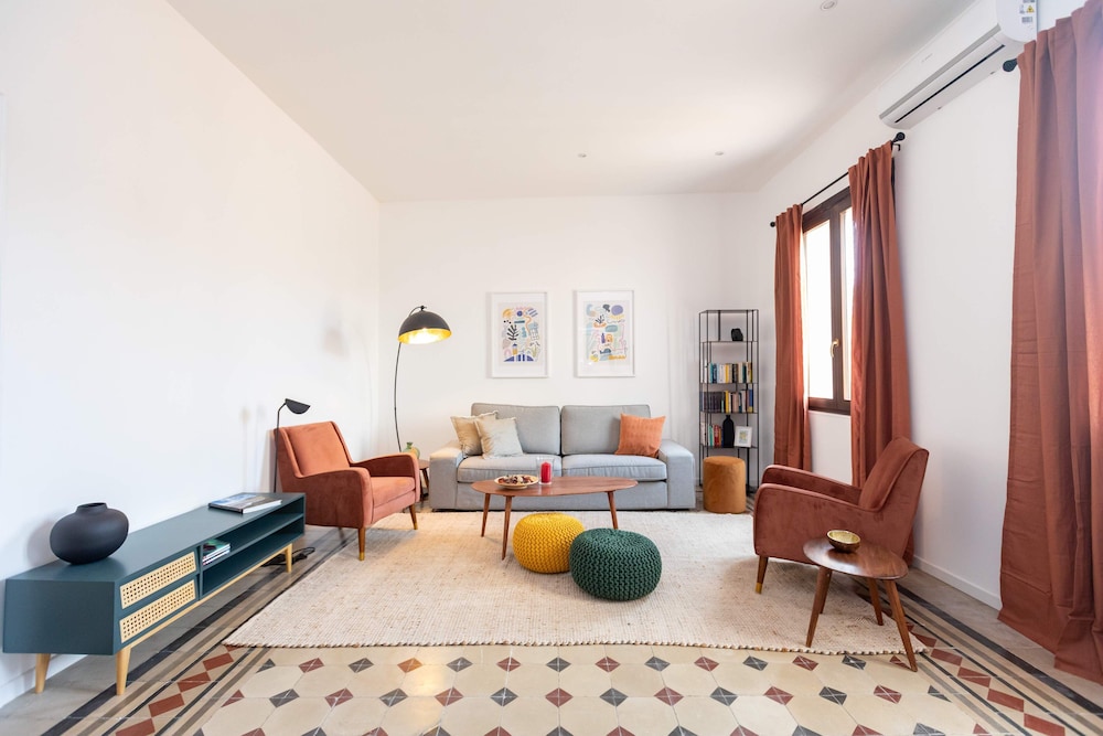 Casa Charlotte by Ortigia Apartments — 4-Star Luxury Hotel in Siracusa, Italy
