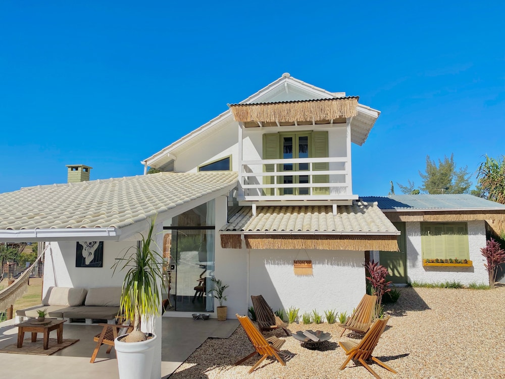 Pousada Maria Parafina Praia do Rosa in Imbituba, Brasil