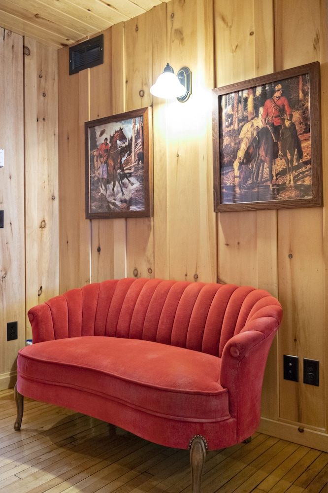 Stay Inn Ely - photo 32