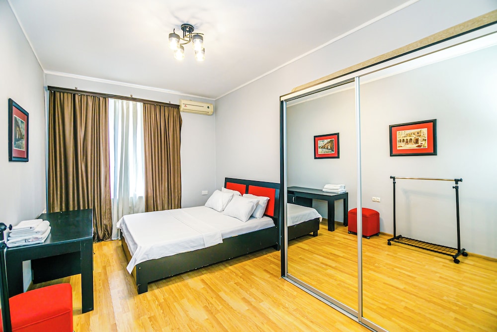 Апартаменты Azneft Garden Apartment в Баку