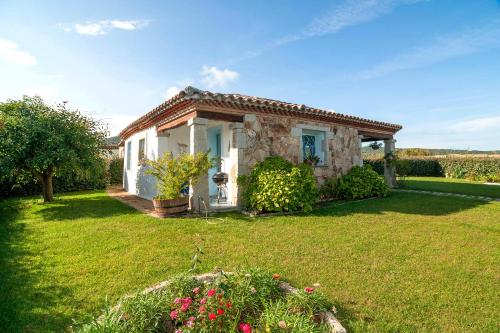 Casa Vacanze Diaz — 4-Star Luxury Hotel in Budoni, Italy