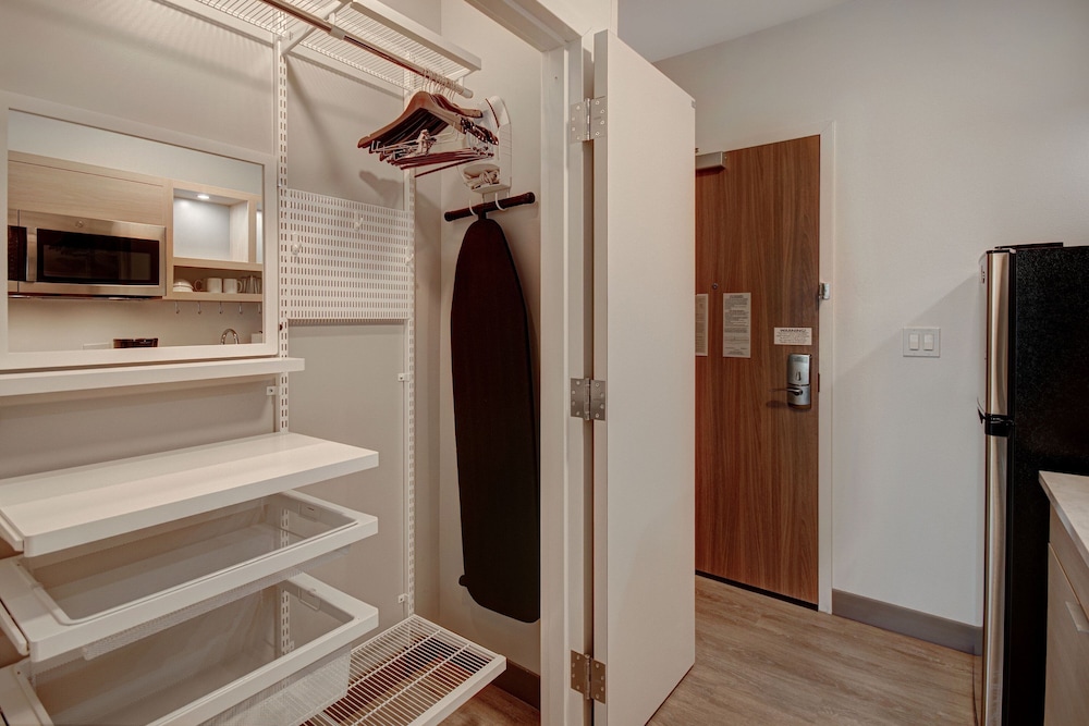 TownePlace Suites by Marriott Cincinnati Airport South - photo 4