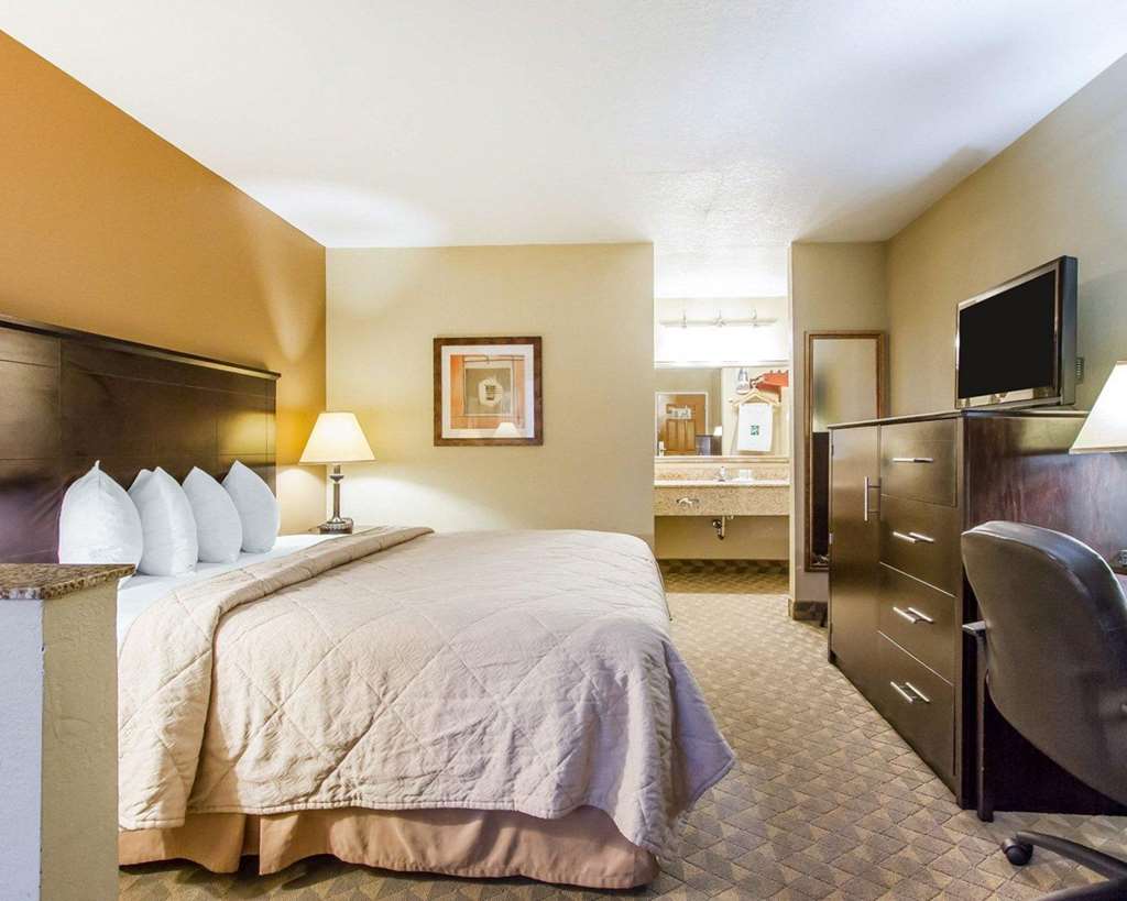 Quality Inn & Suites Greenville I 65 - photo 30
