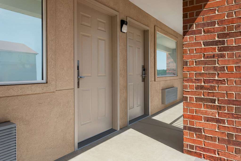 AmericInn by Wyndham Branson & Conference Center - photo 35