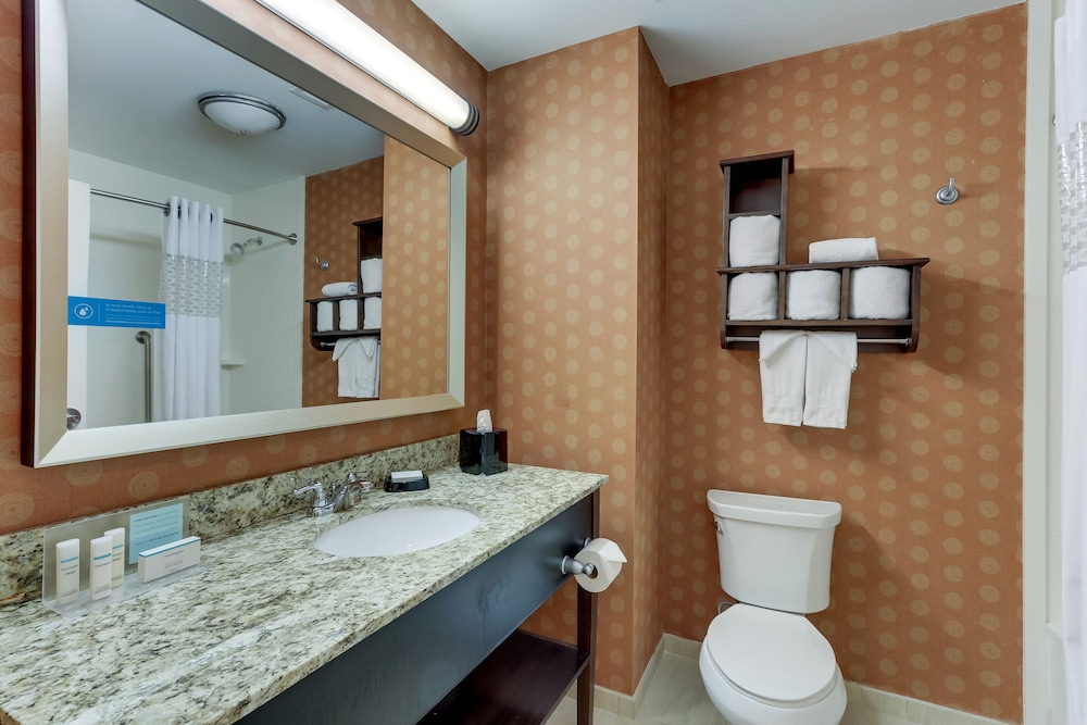Hampton Inn & Suites Hartsville - photo 25