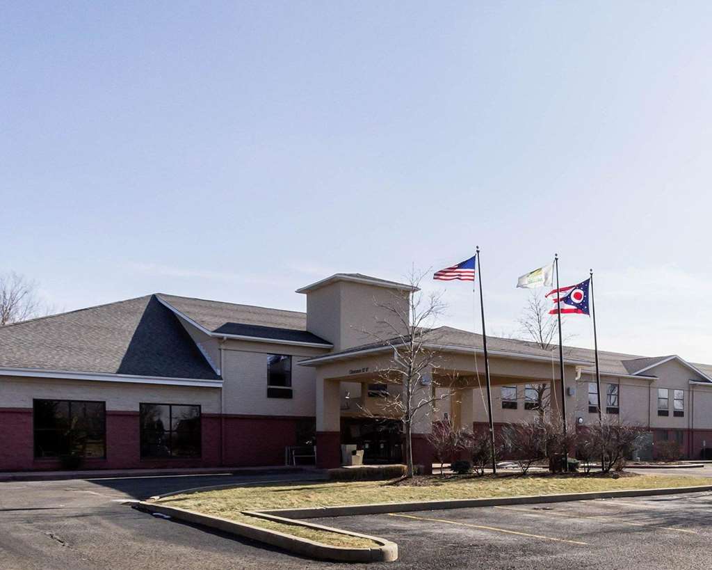 Quality Inn & Suites Oakwood Village Cleveland South - photo 3
