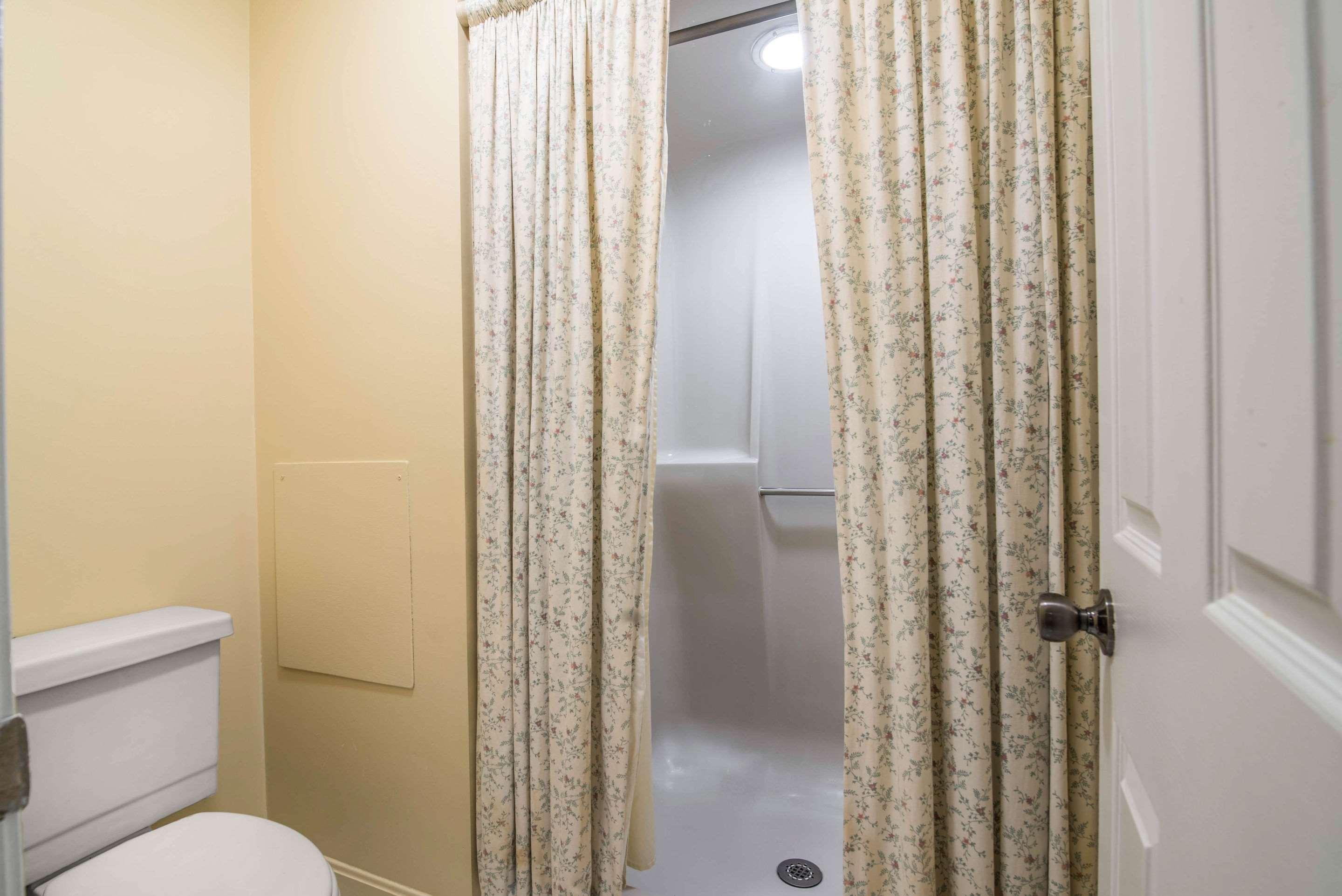 Rodeway Inn Rutland - photo 25