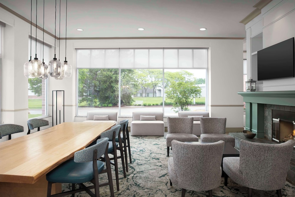 Hilton Garden Inn Hoffman Estates - photo 3