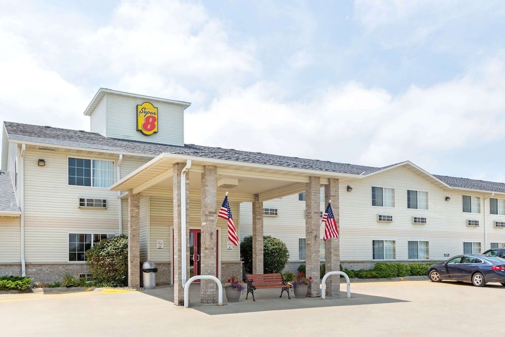 Super 8 by Wyndham Clarinda - photo 16