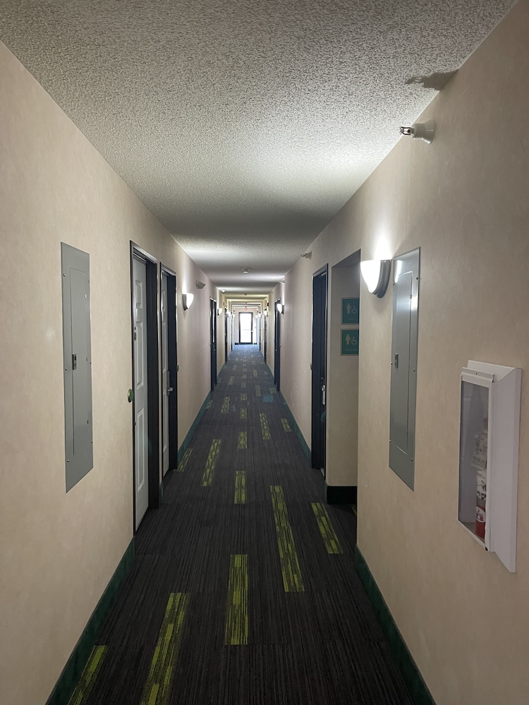 Hotel Yuma - photo 97