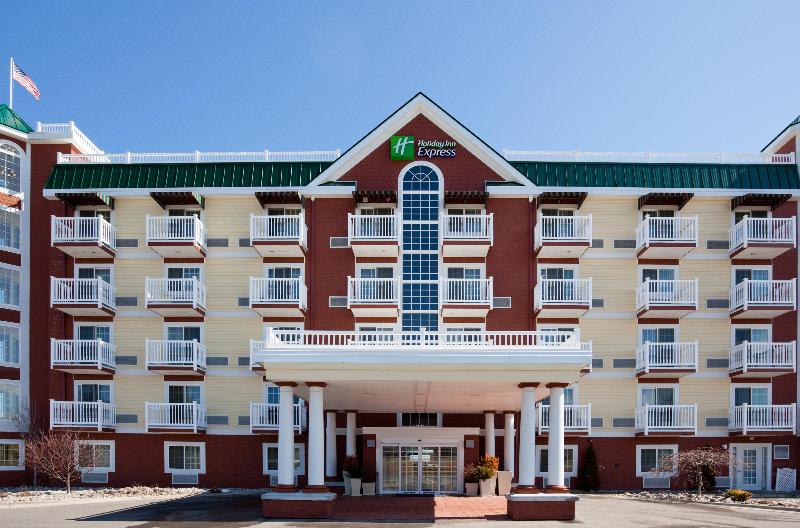 Holiday Inn Express & Suites Petoskey by IHG - featured photo