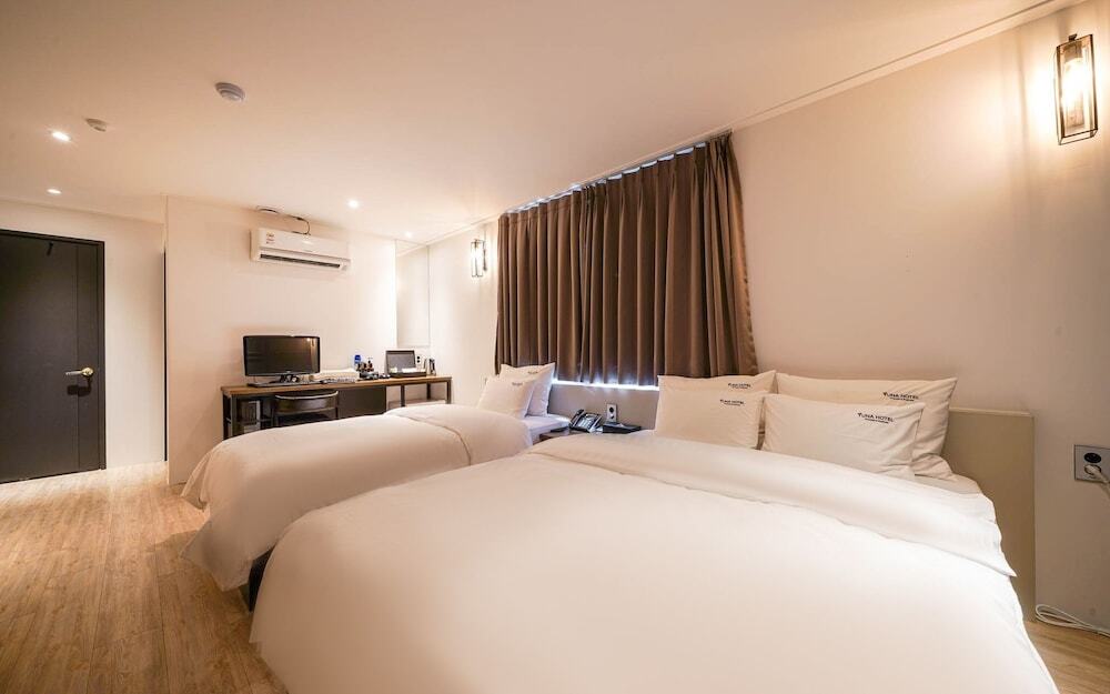 Yangsan Deokgye Yuna Hotel in Yangsan, South Korea