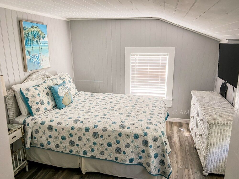 Bridge 6 Bradenton Beach 2 Br Hotel Room - photo 12