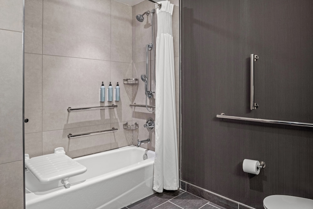 Courtyard by Marriott Modesto North - photo 8