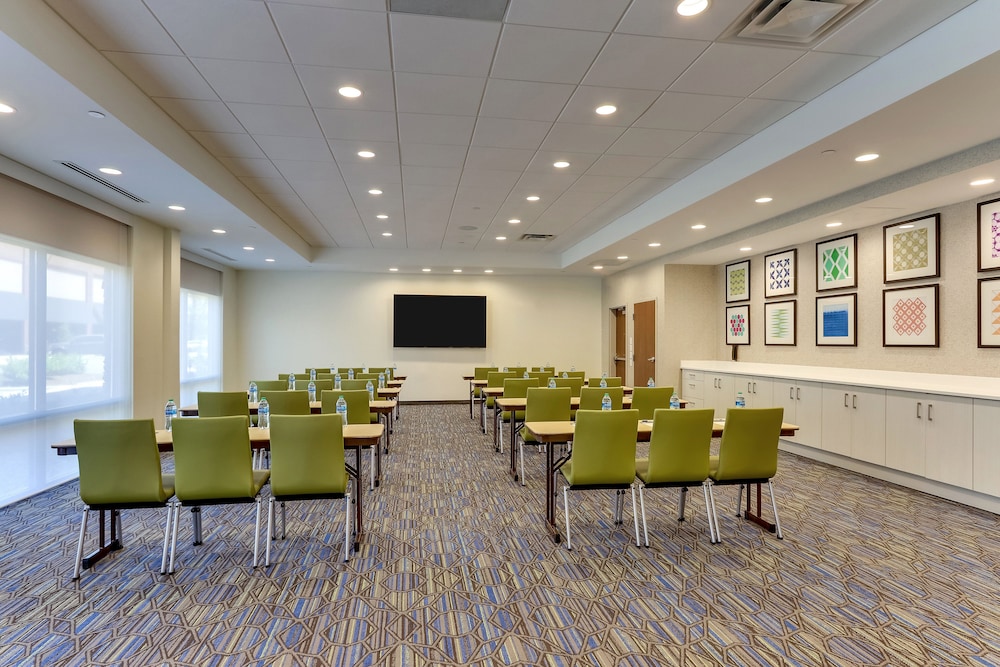 Holiday Inn Express & Suites Winston Salem Sw Clemmons by IHG - photo 62