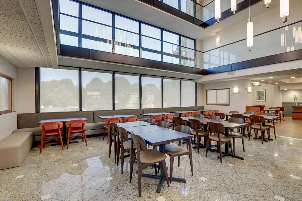 Drury Inn & Suites Charlotte University Place - photo 14