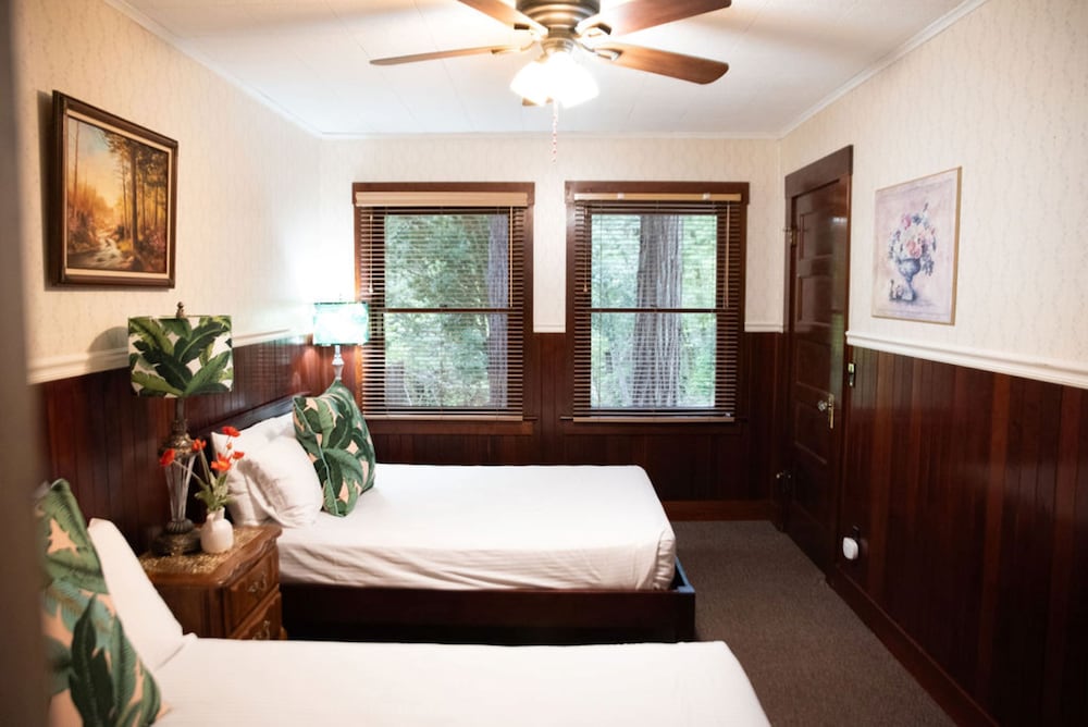 Miranda Gardens Resort - photo 105