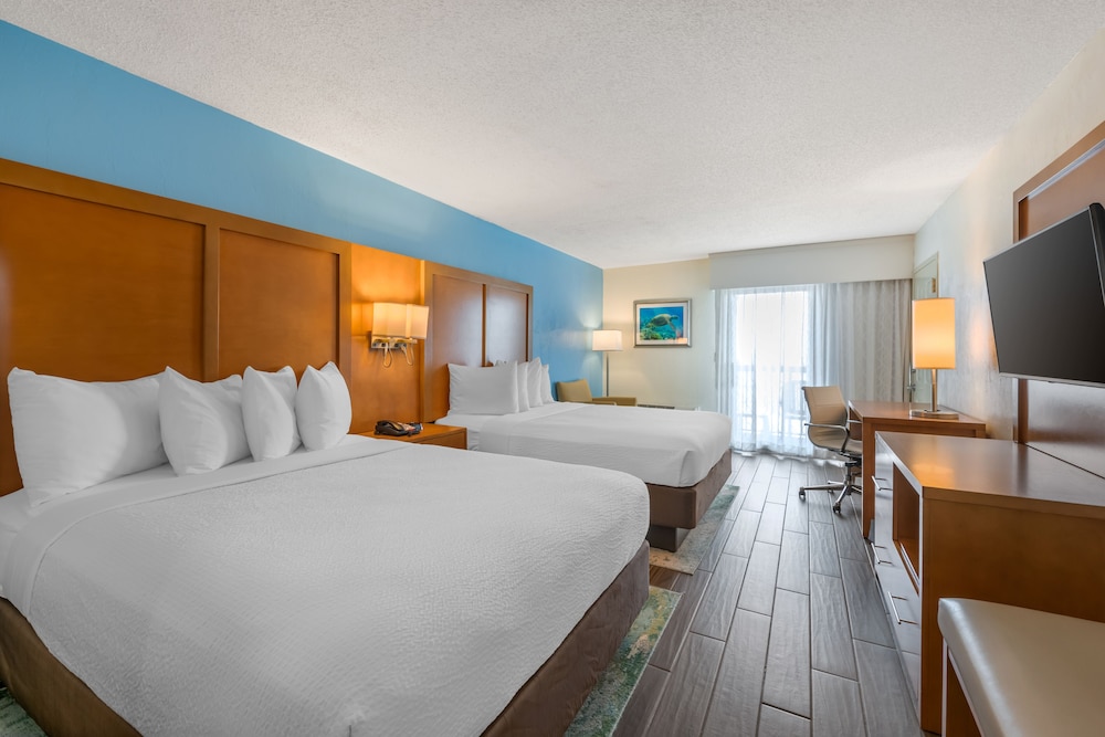 Tropical Winds Oceanfront Hotel - photo 48
