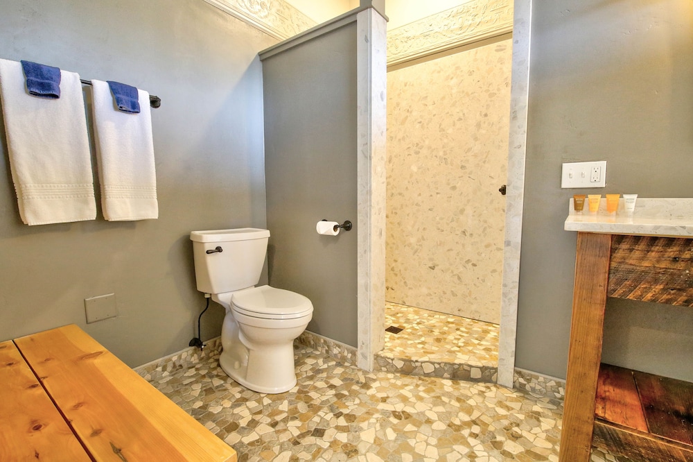 The Groveland Hotel - photo 73