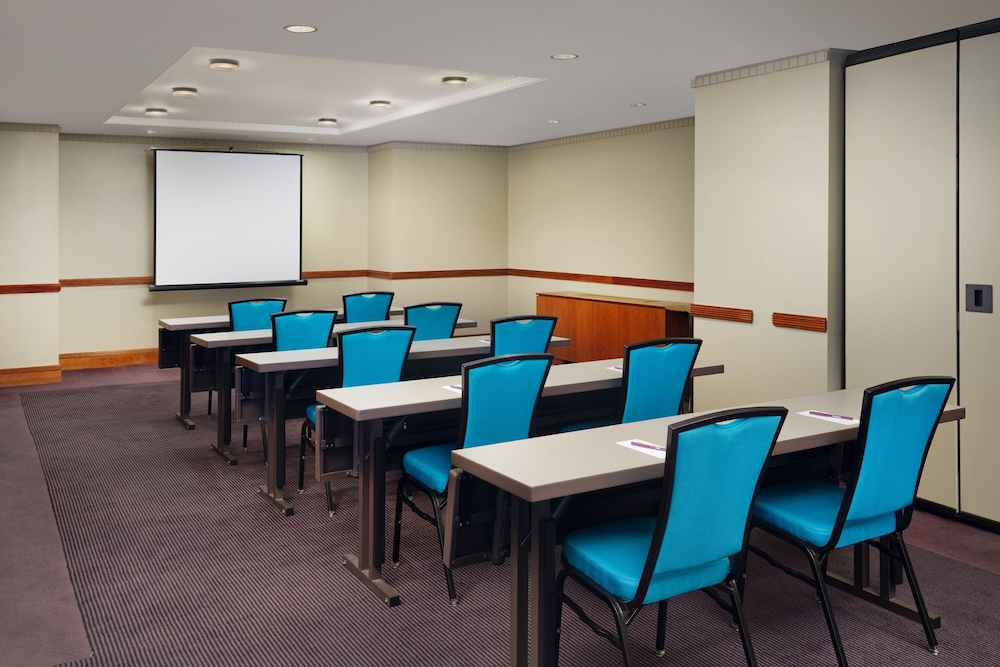 Residence Inn Philadelphia Center City - photo 49
