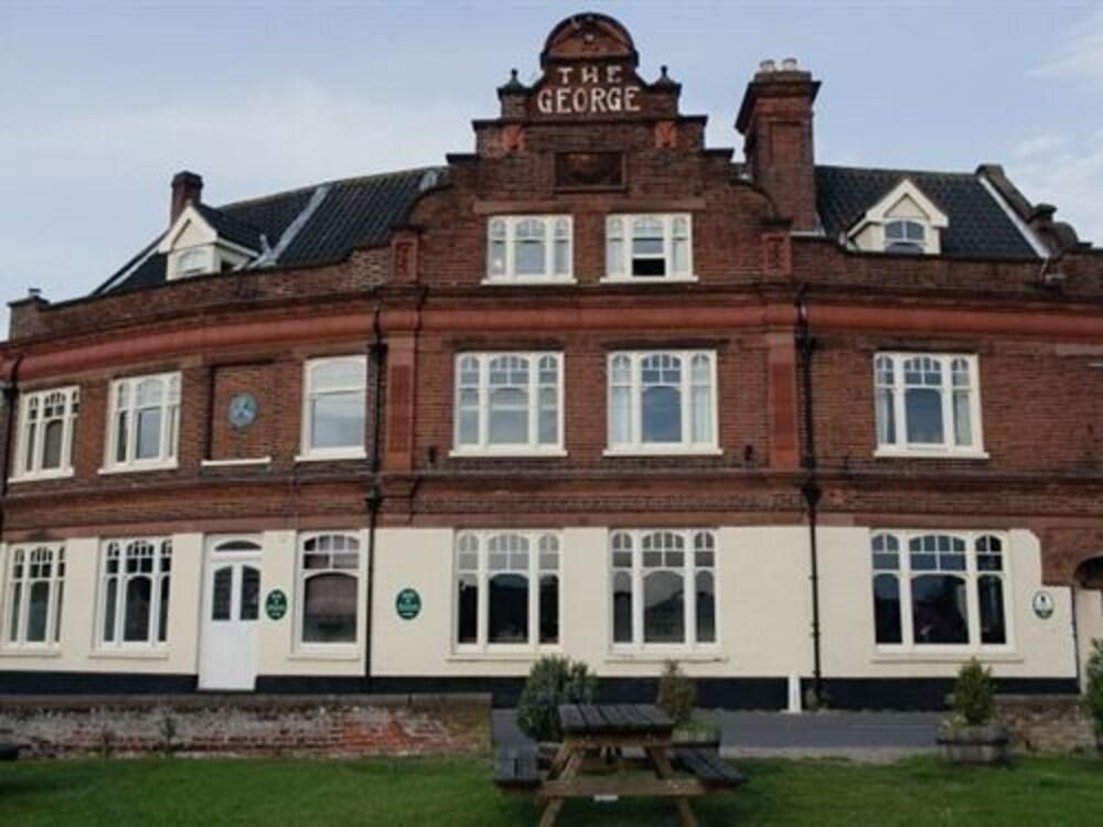 The George Inn — hotel in Robertsbridge
