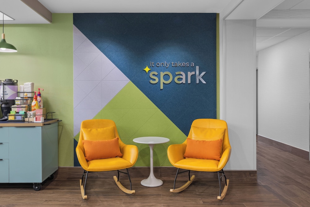 Spark by Hilton Fredericksburg Southpoint - photo 4