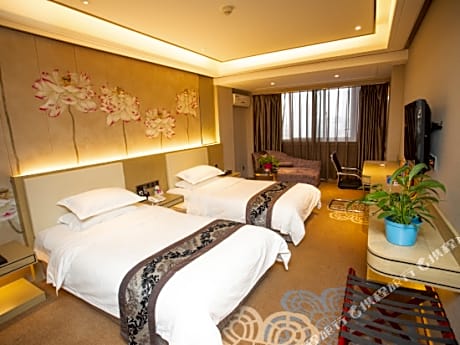 Kaizhou International Club — Puyang