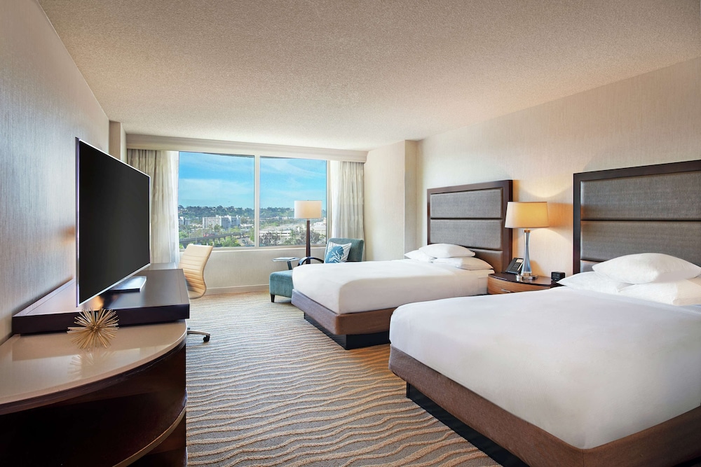 DoubleTree by Hilton San Diego Mission Valley - photo 10