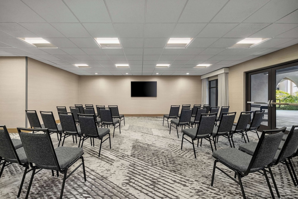 Homewood Suites by Hilton San Diego Airport Liberty Station - photo 53