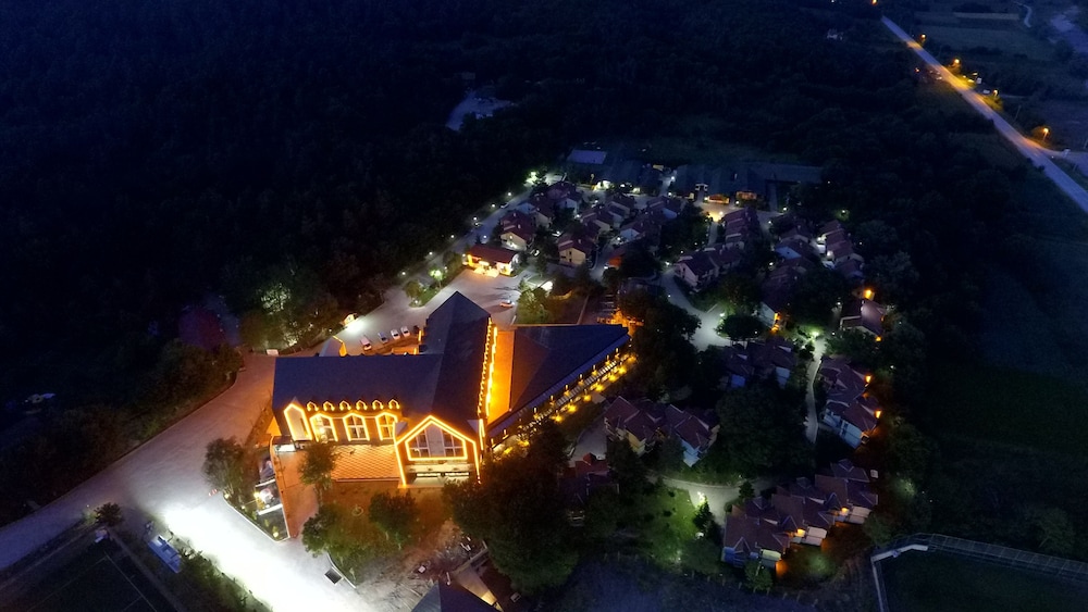 Vonresort Abant — 5-Star Luxury Hotel in Bolu, Turkey