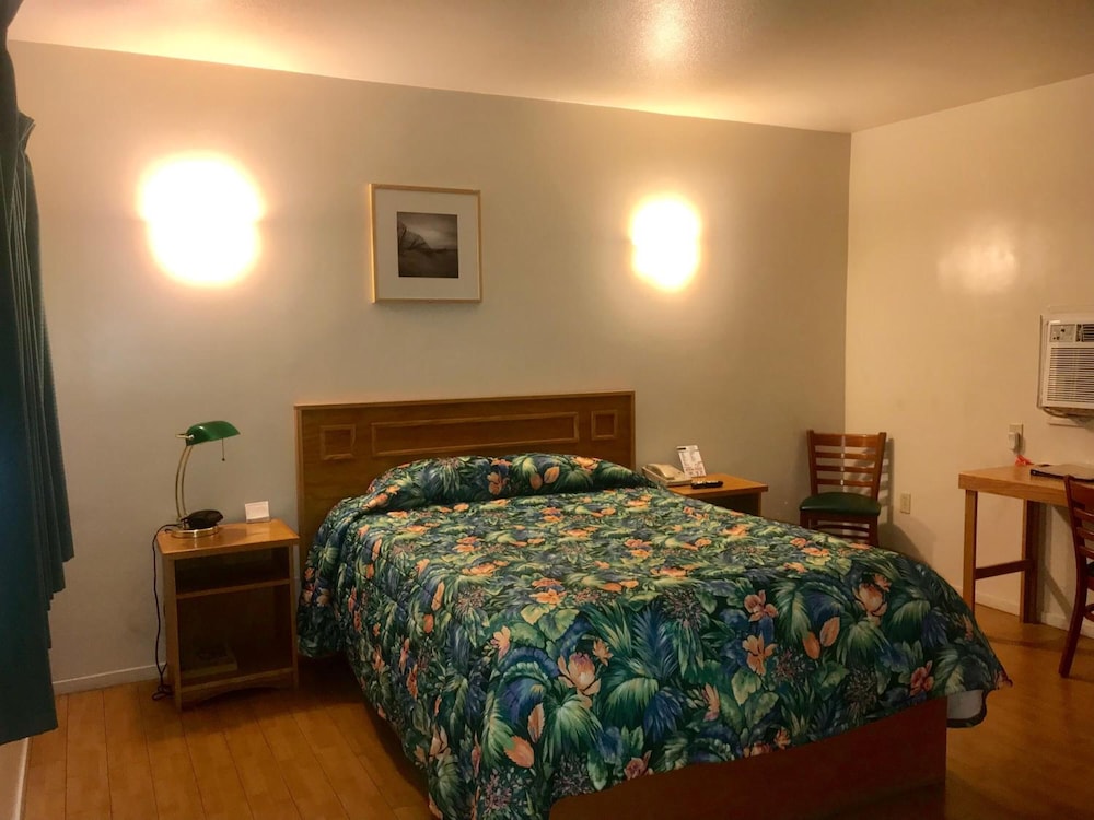 Sunrise Inn Turlock - photo 11