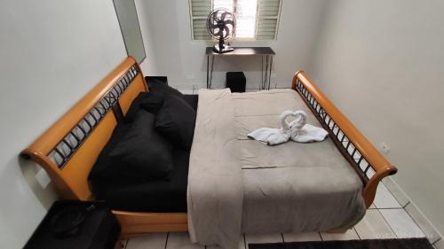 Quarto Individual Cama Queen Muito Perto Do Aeroporto Gru — Guarulhos