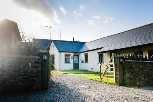 Toes Rock Sandy Haven pet-friendly hotel Herbrandston