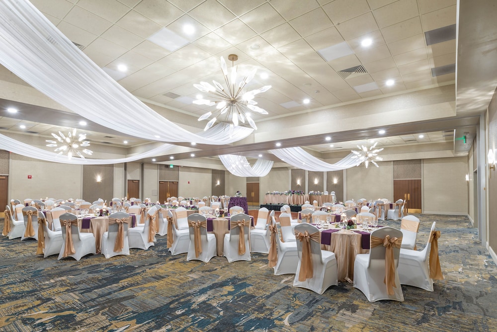 Holiday Inn Cleveland S Independence by IHG - photo 29