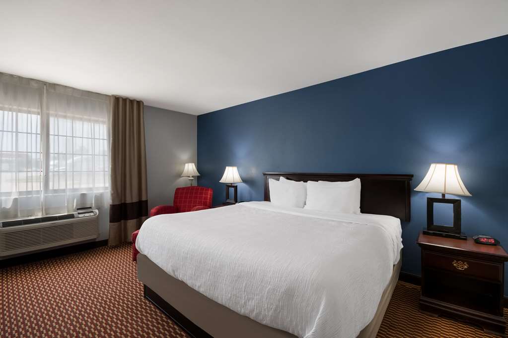 Quality Inn & Suites Oklahoma City North - photo 25