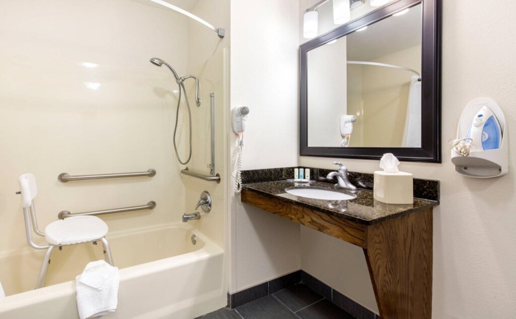 Quality Inn Arab Hwy 231 - photo 6