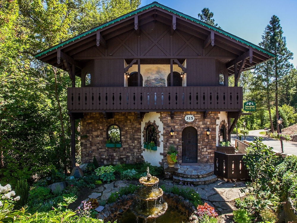 Storybook Riverside Inn - featured photo