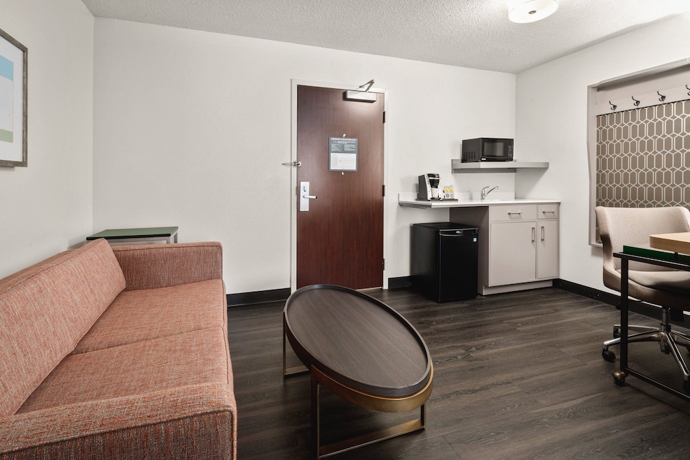 Holiday Inn & Suites Bothell by IHG - photo 6