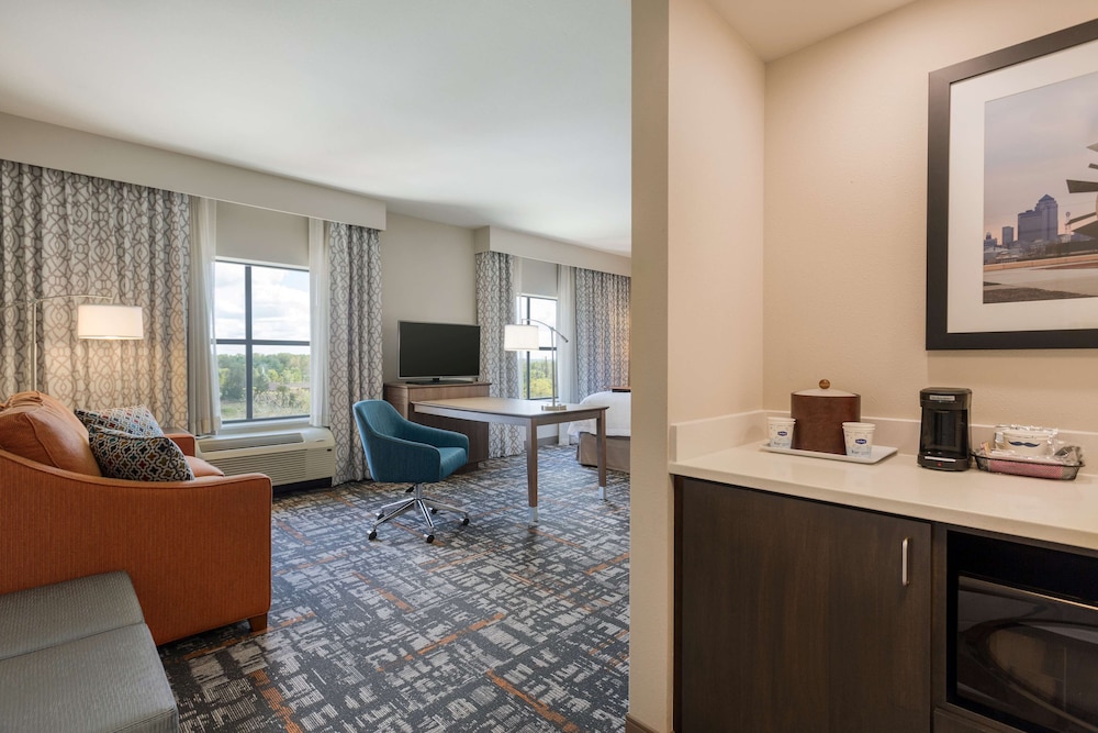 Hampton Inn & Suites West Des Moines SW Mall Area - photo 16