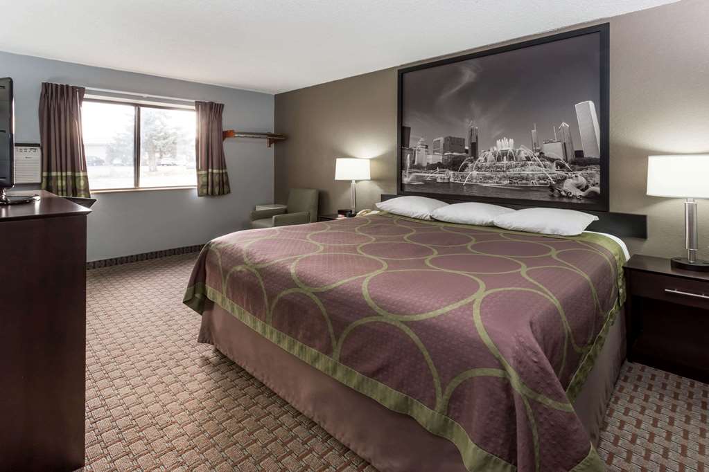 Super 8 by Wyndham Mundelein Libertyville Area - photo 6
