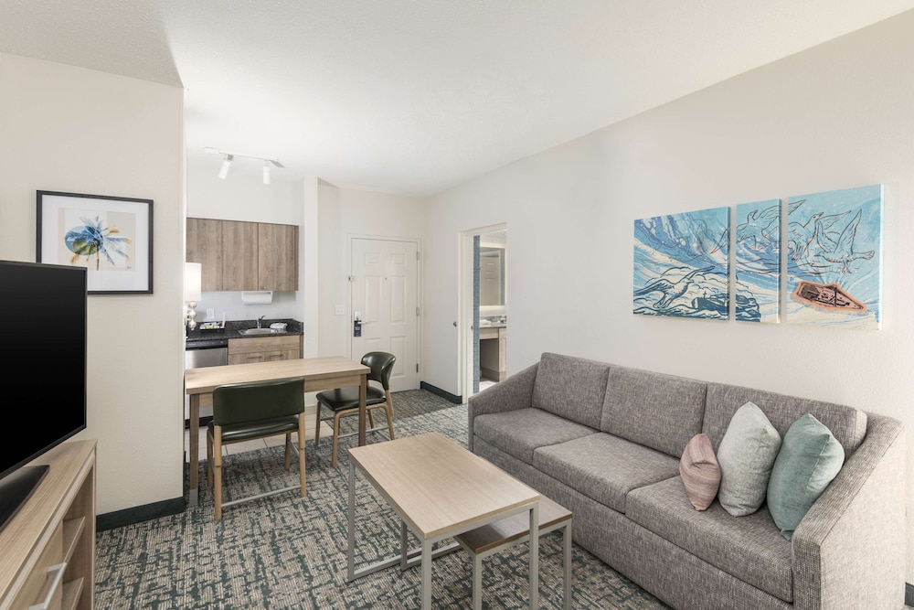 Homewood Suites Miami Airport Blue Lagoon - photo 24