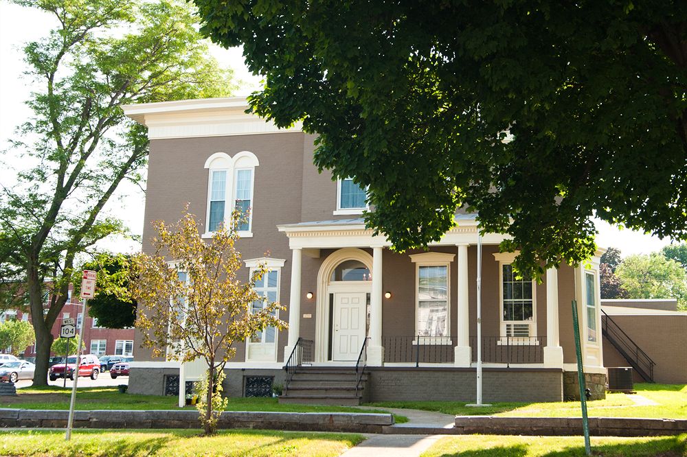Beacon Hotel Oswego NY — hotel in Oswego