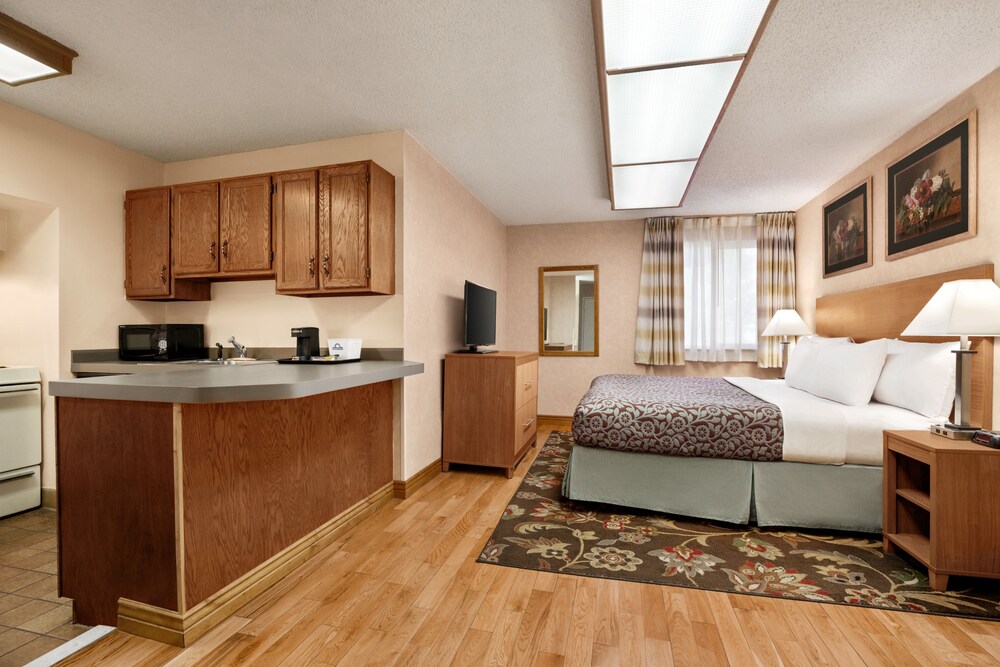 Comfort Inn & Suites Golden Denver West - photo 13