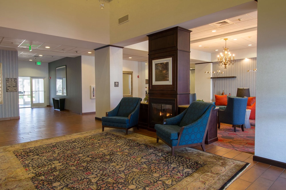 Hampton Inn & Suites Huntsville Hampton Cove - photo 3