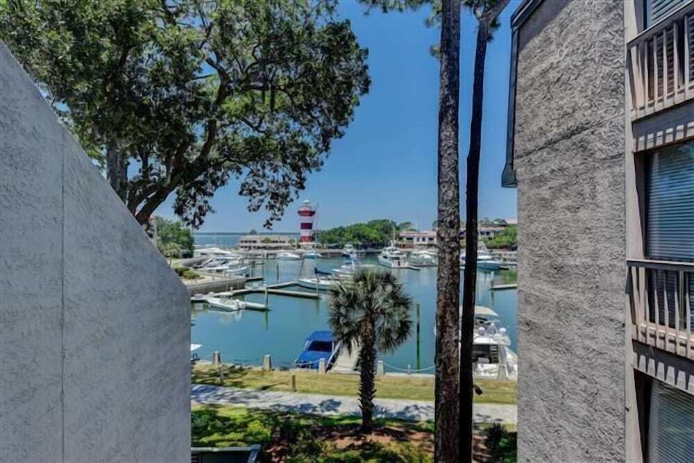 1033 Caravel Court at the Sea Pines Resort - photo 12