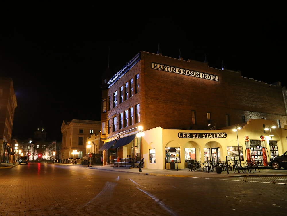 Martin & Mason Hotel in Deadwood, United States