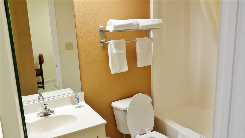 Country Hearth Inn & Suites Augusta - photo 16